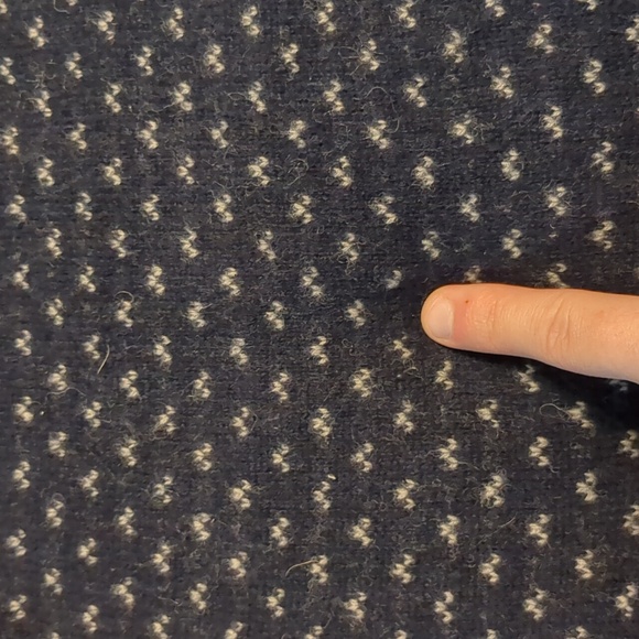 Lamb's Wool Sweater - Black Brown 1826 - Picture 7 of 9